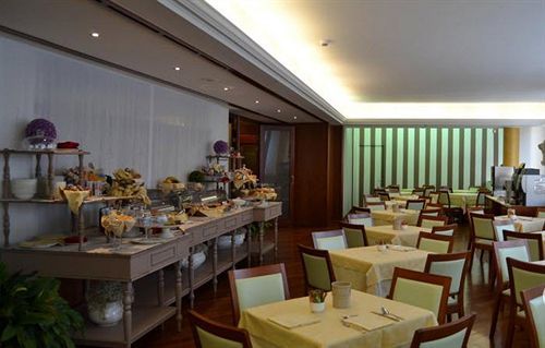 Hotel Due Leoni Сачіле Екстер'єр фото